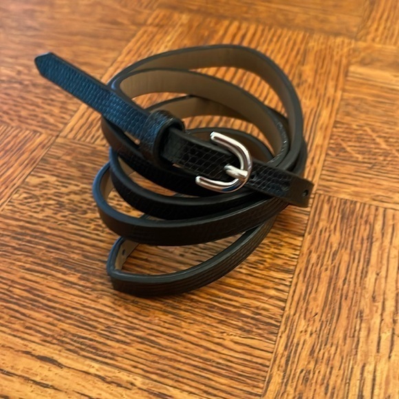 Accessories - Vegan leather, extra slim ladies belt, black